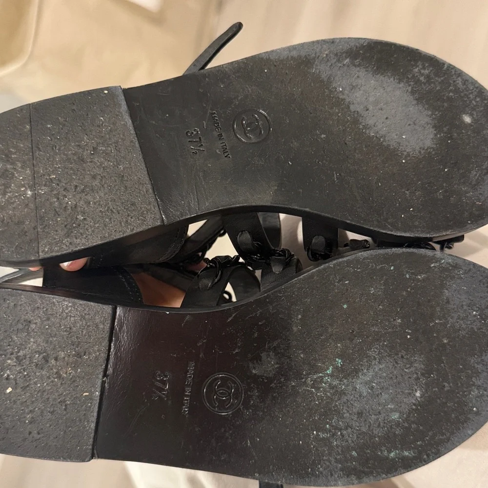 CHANEL Black Leather Chain-Strap Slingback Sandals